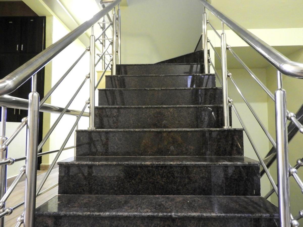 Hotel Somnath Daksh Luaran gambar